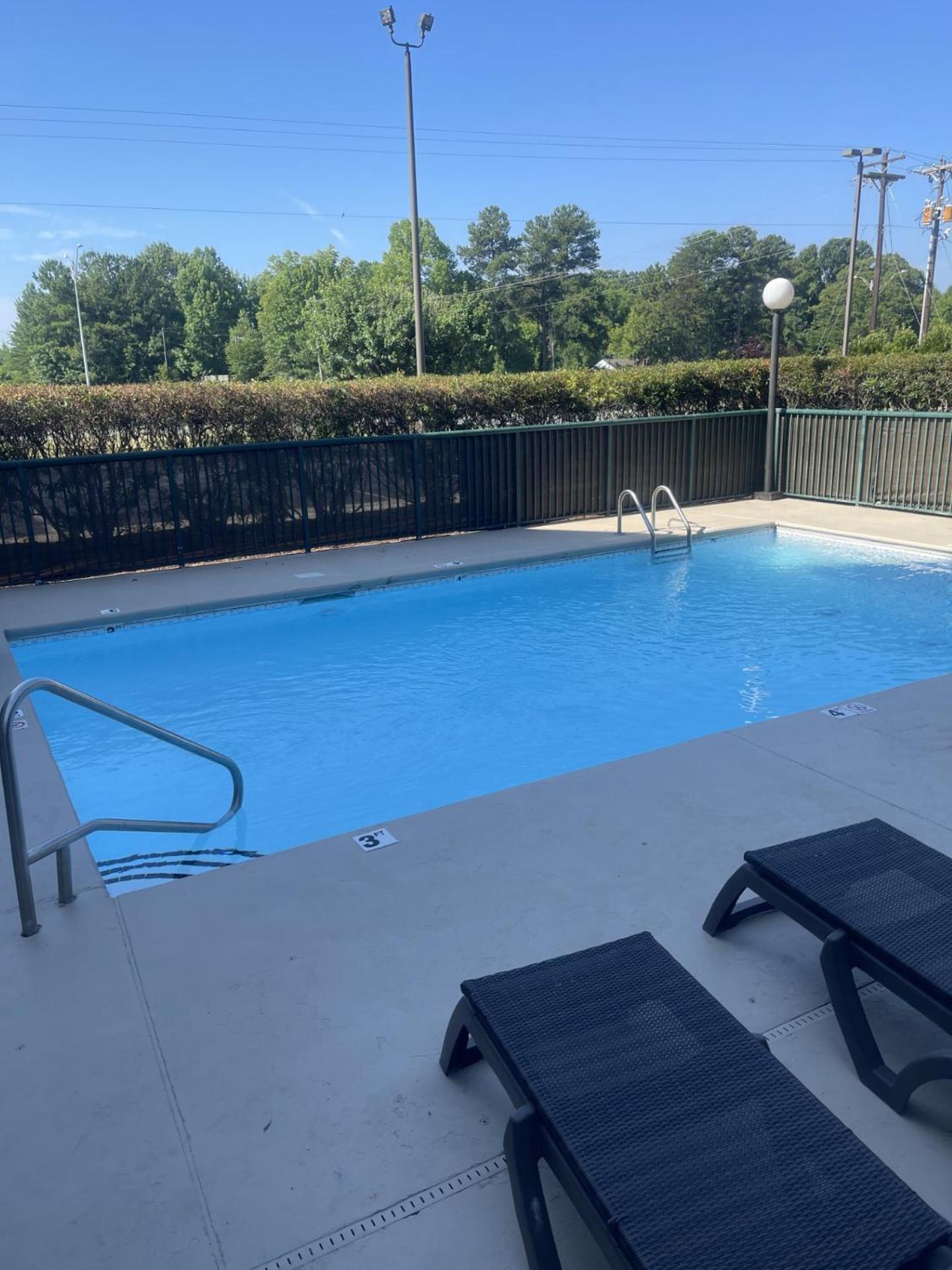 Country Inn & Suites By Radisson, Burlington Elon , Nc Buitenkant foto