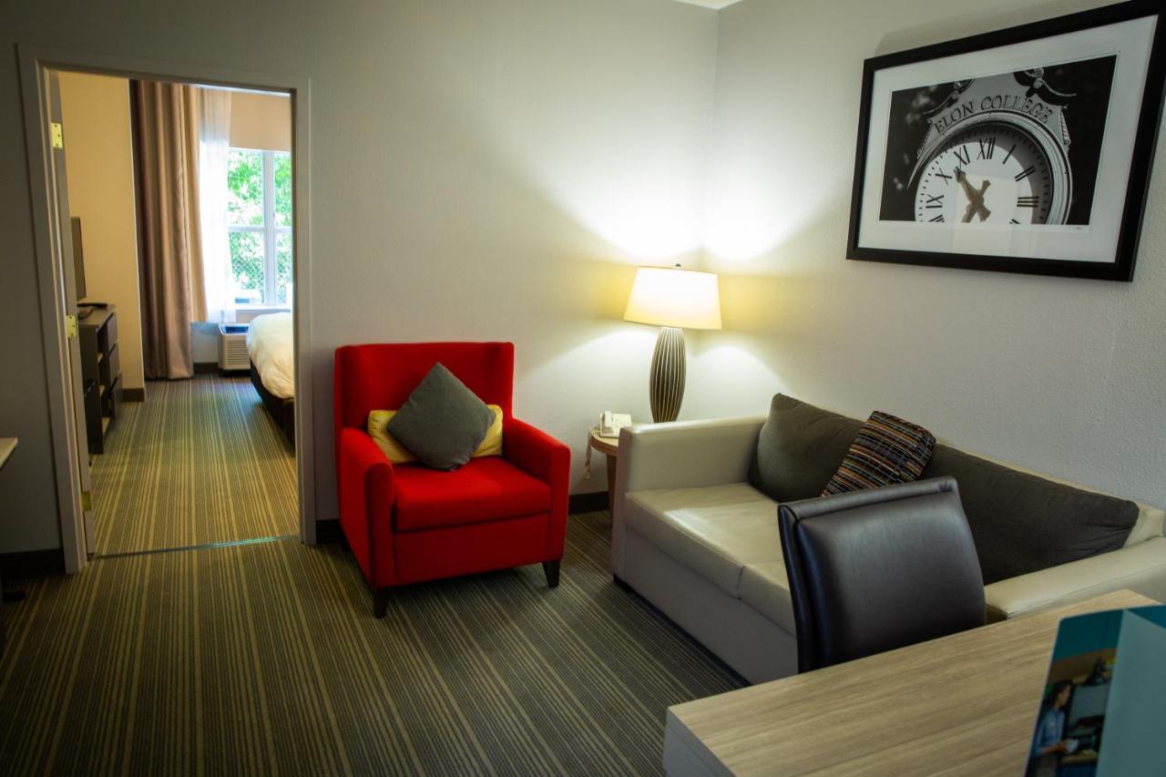 Country Inn & Suites By Radisson, Burlington Elon , Nc Buitenkant foto